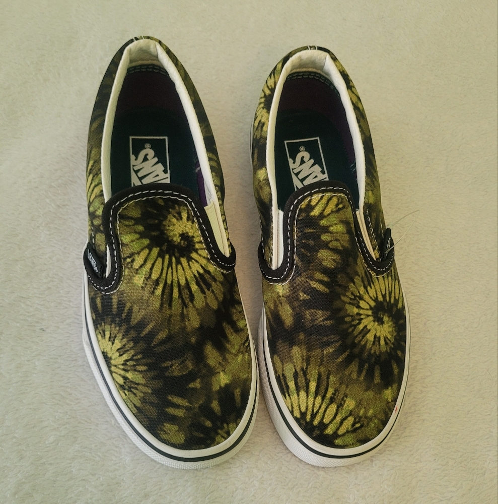 Kids slip on vans shoes